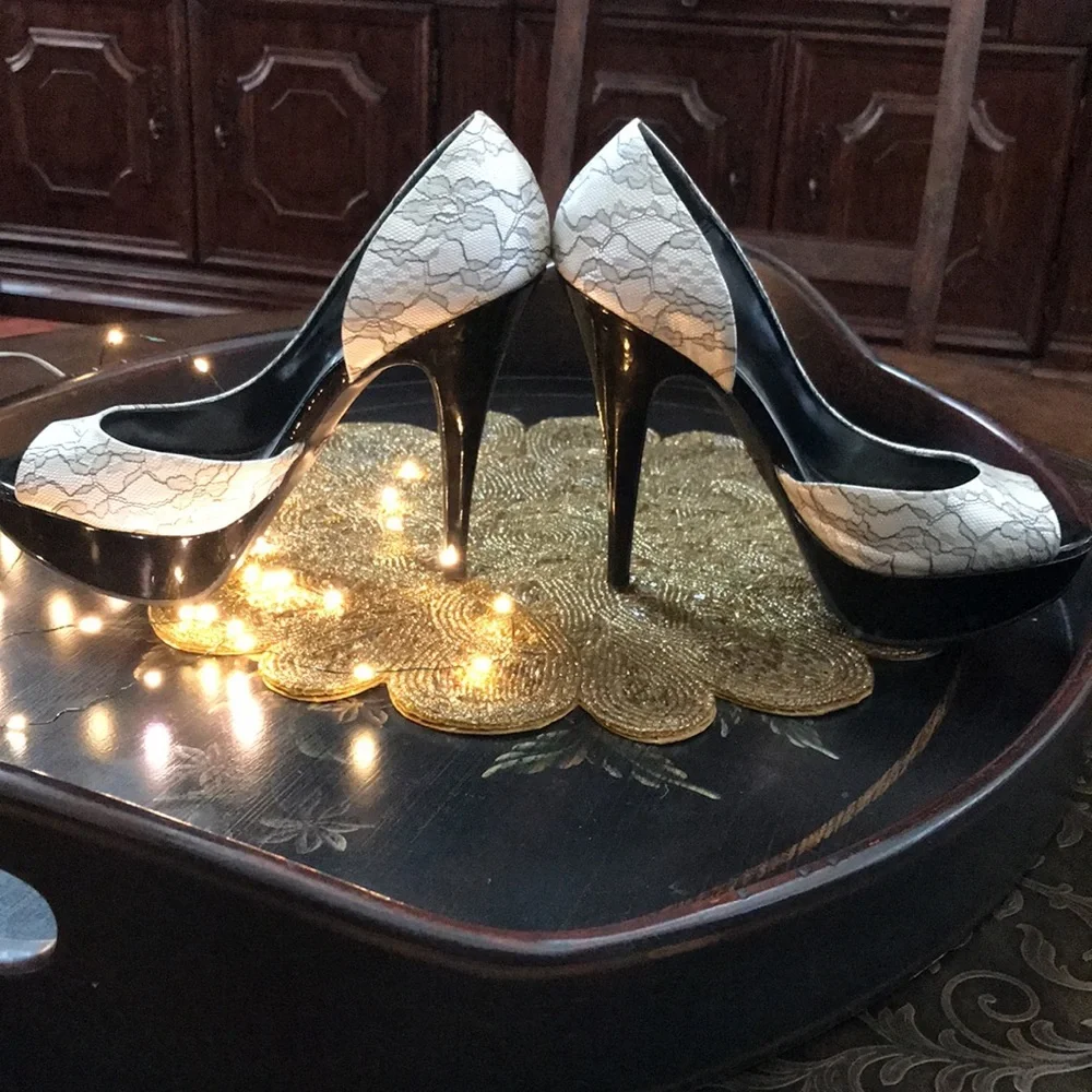 City Streets Black Lace 5 Inch High Heels - Picture 10 of 12